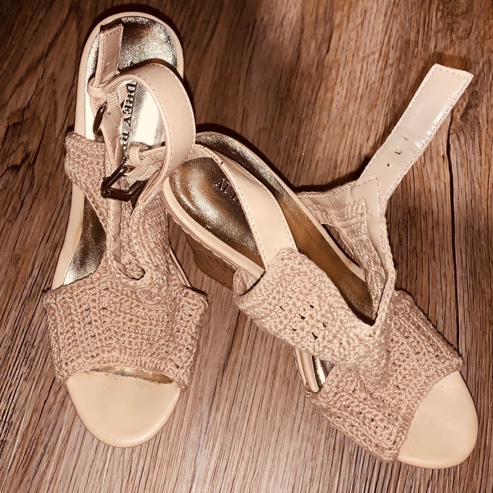 AUDREY BROOKE CROTCHET WEDGES ❤
